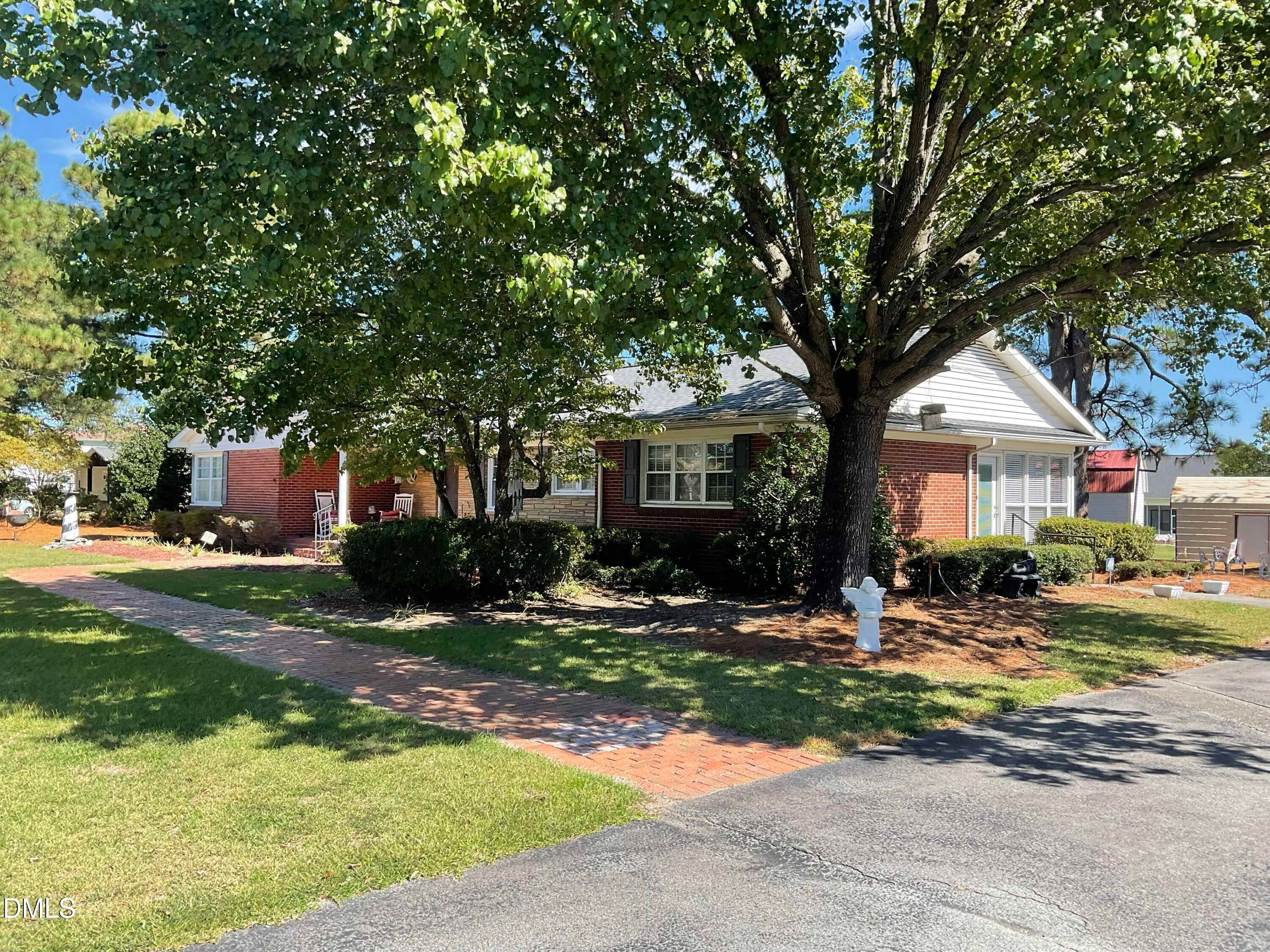 6146 N N. Carolina 210