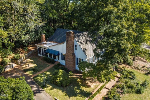 3008 WOODGREEN DR, RALEIGH, NC 27607 - Image 645fcc3edb6b5c9b52118f8ae5fe11e9/711775217