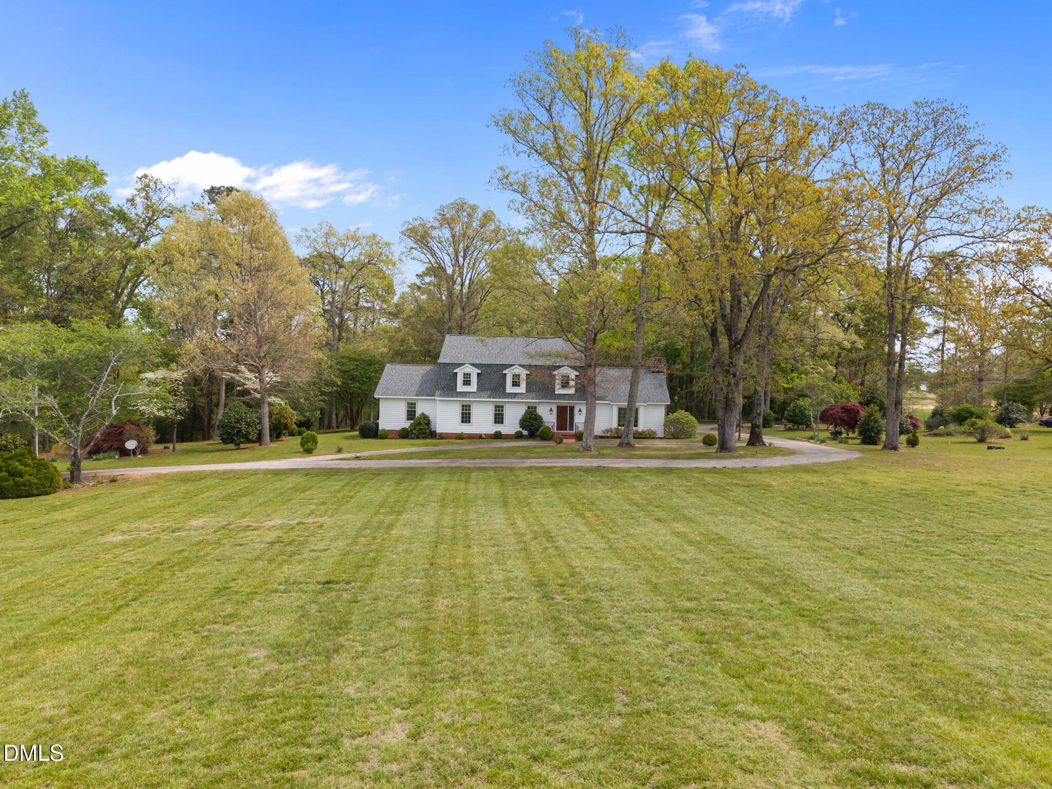 1094 Guy Road