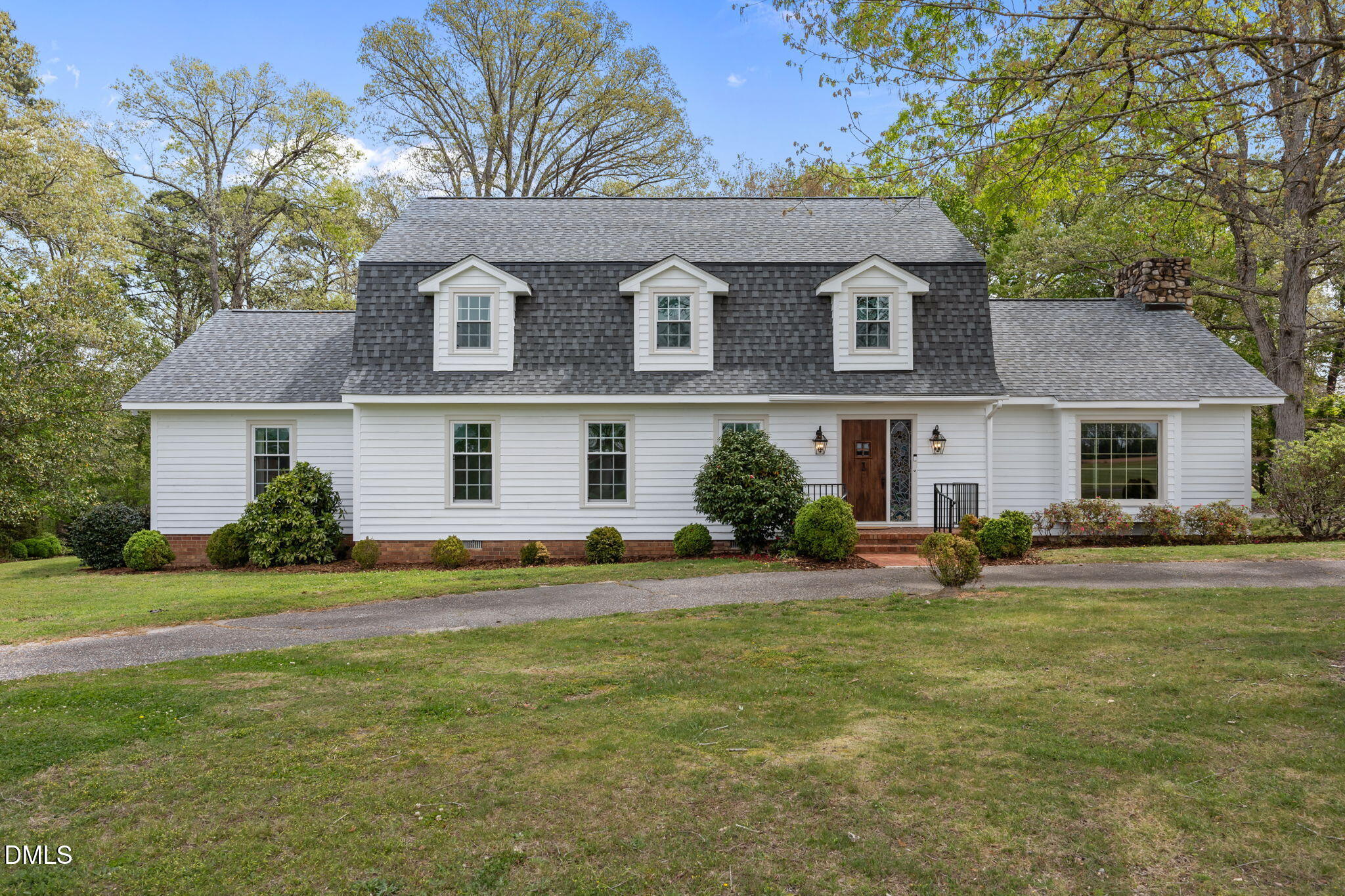 1094 Guy Road