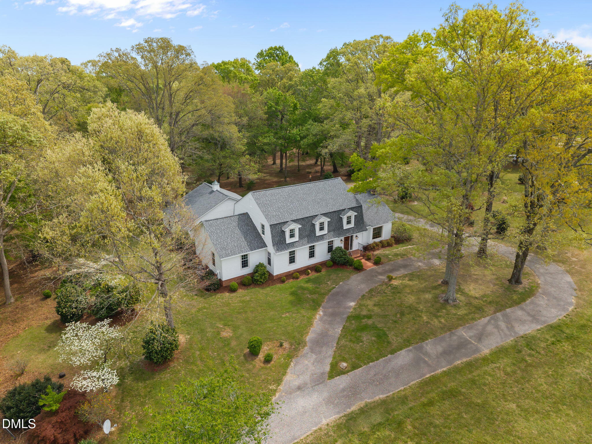 1094 Guy Road