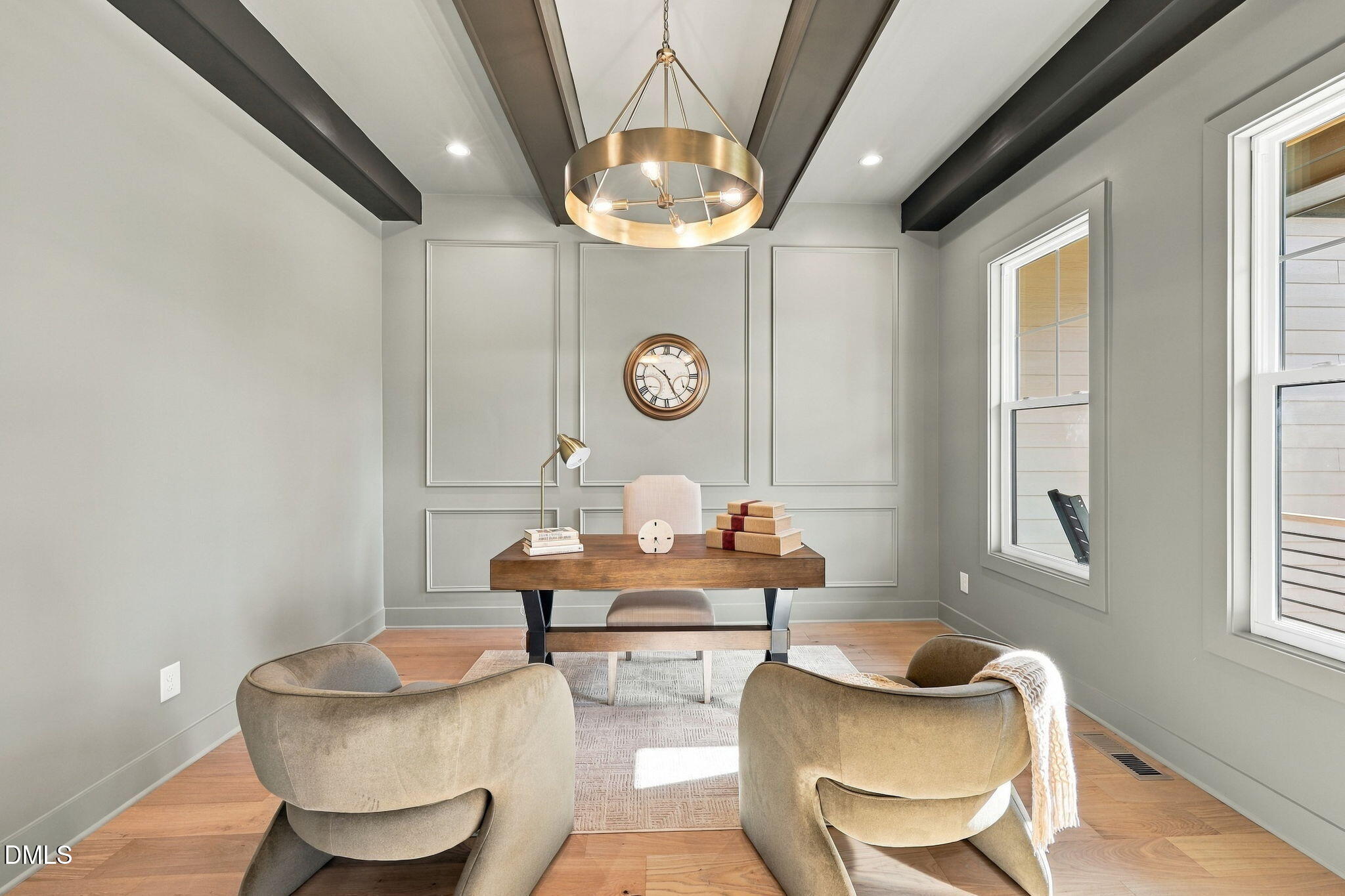 1123 Dovefield Lane