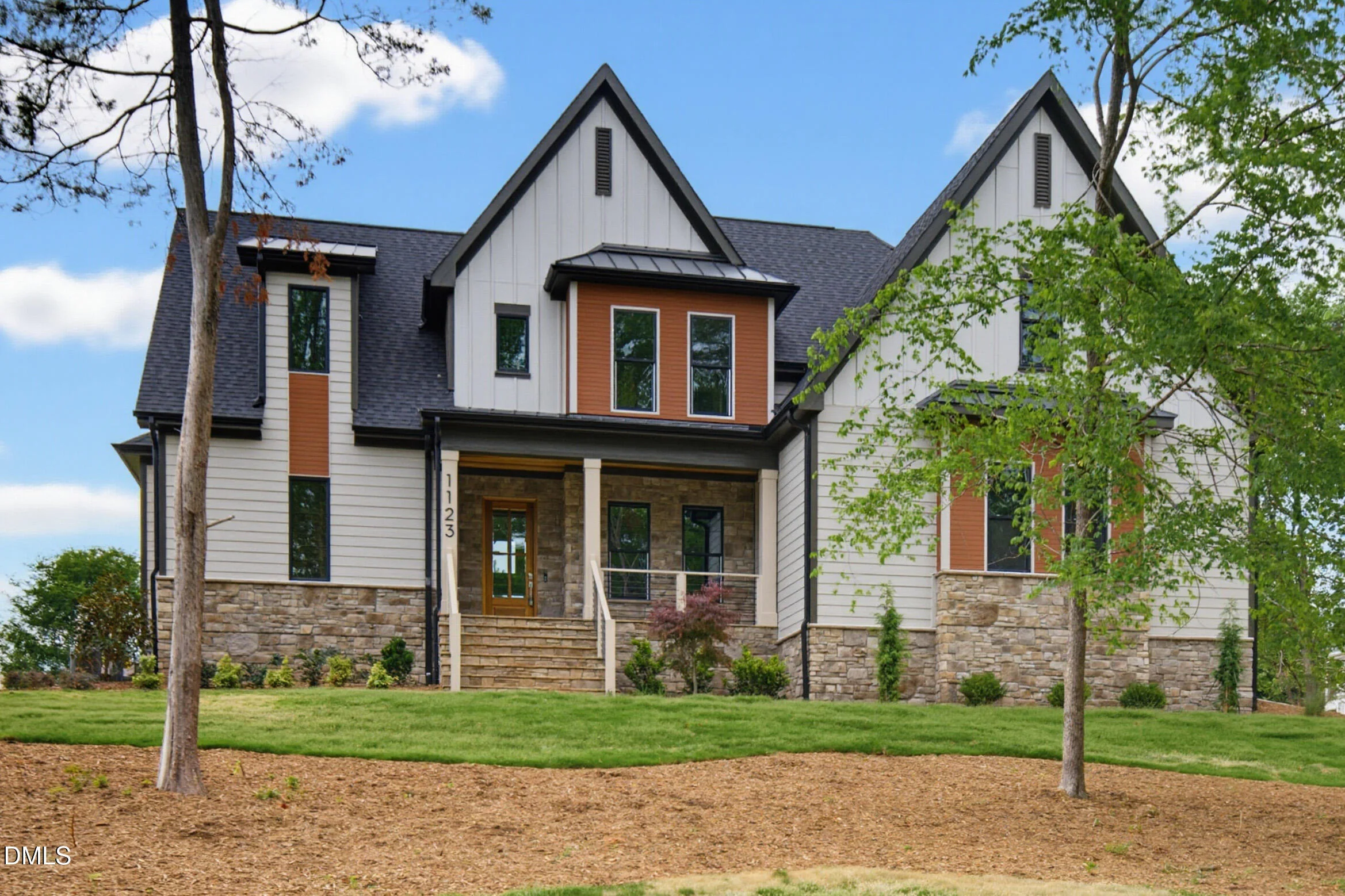 1123 Dovefield Lane