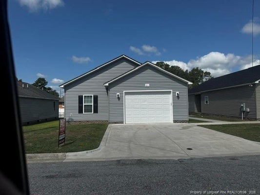 811 LINWOOD AVE, LUMBERTON, NC 28358 - Image 65478a9a4bcdb19afae23d0d935aa526/1323699275
