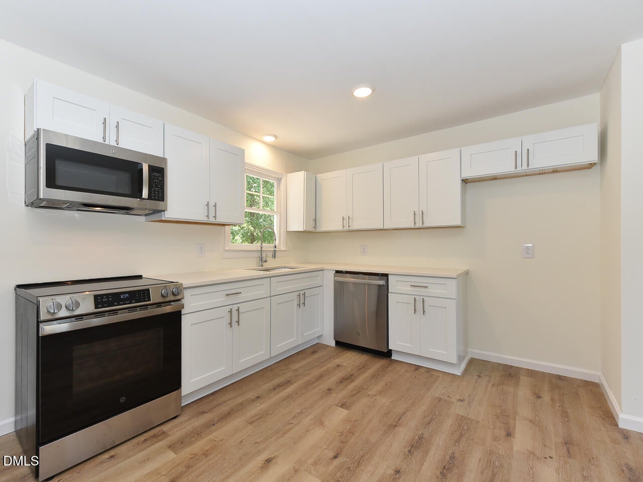 939 Cheves Road