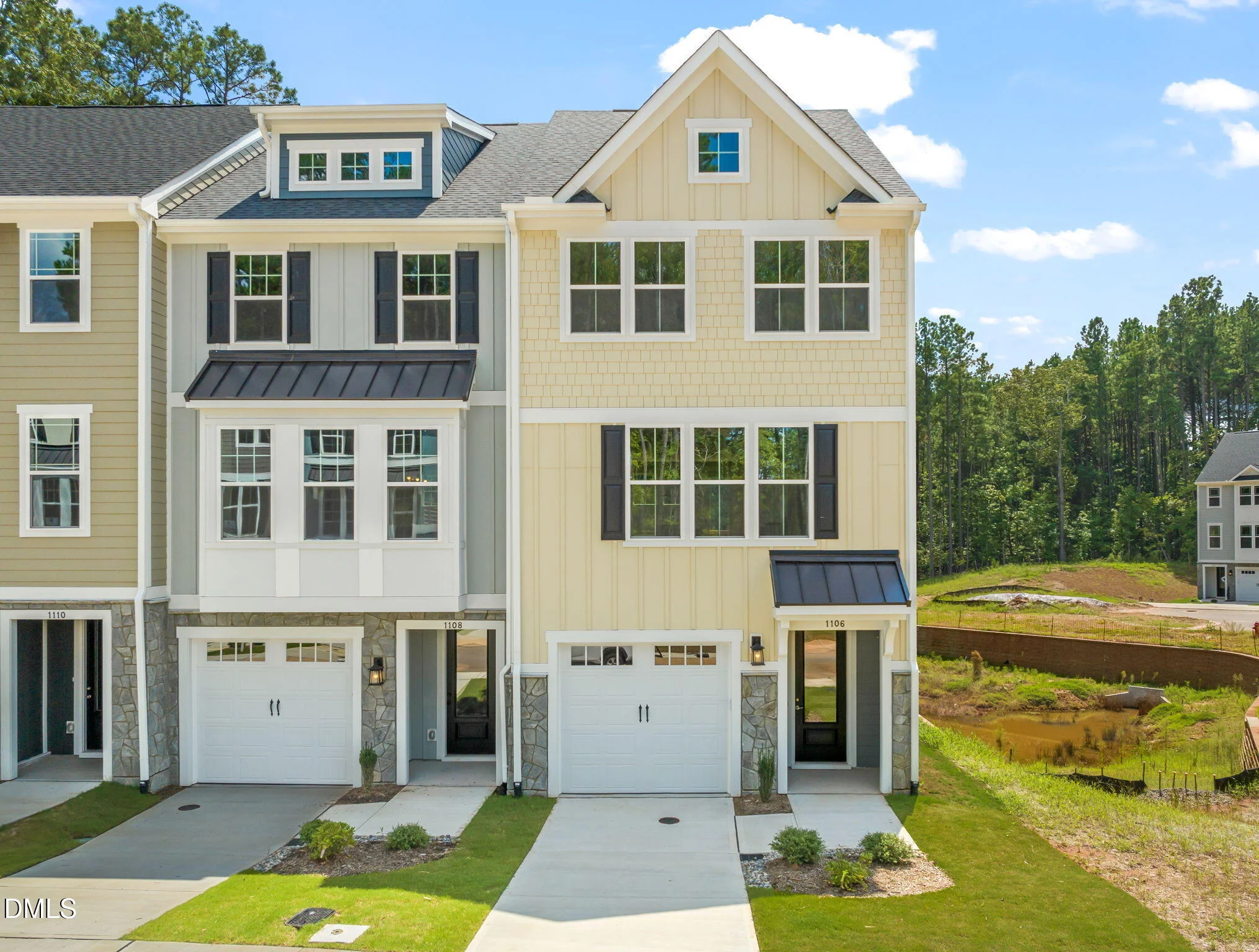 1106 Blackthorn Lane