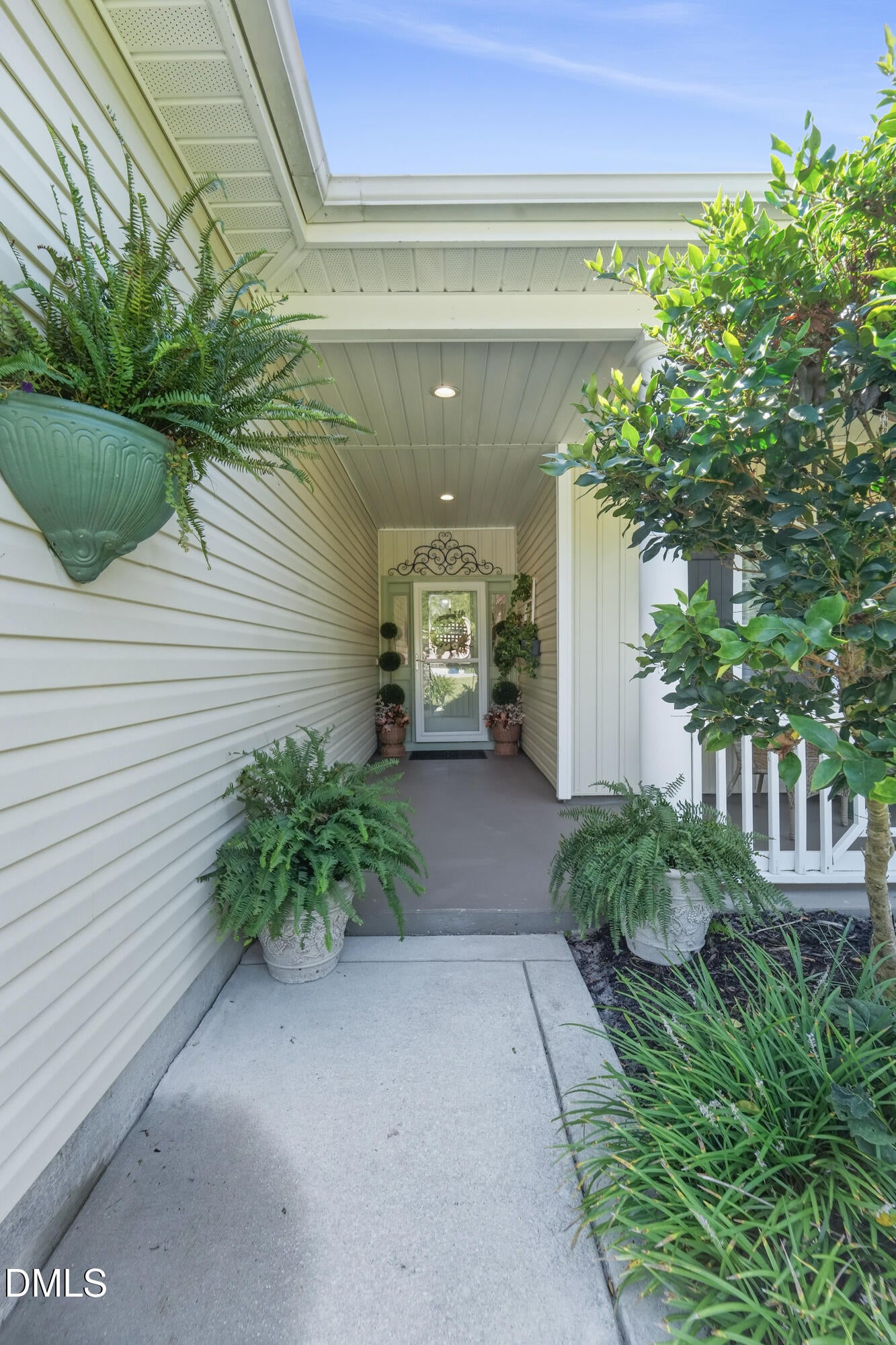 1407 Chadwick Shores Drive