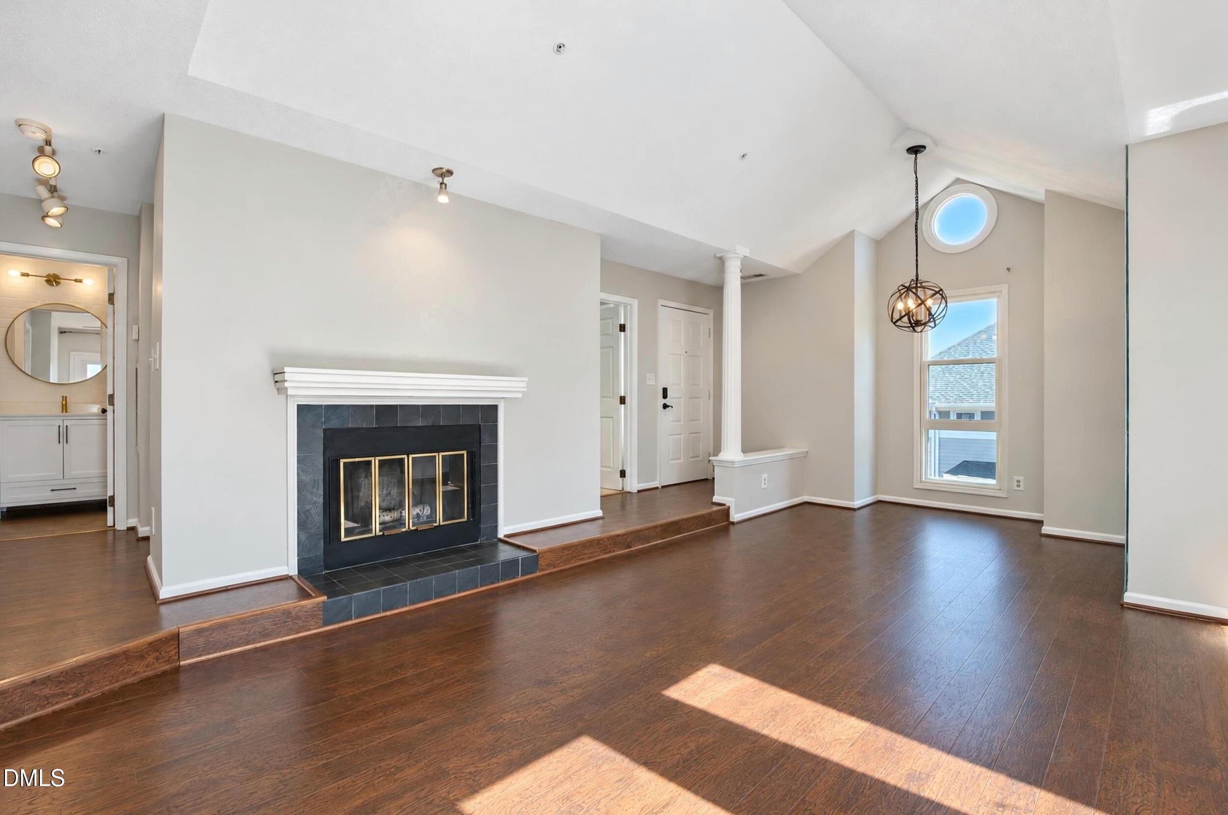 1021 Brighthurst Drive 306