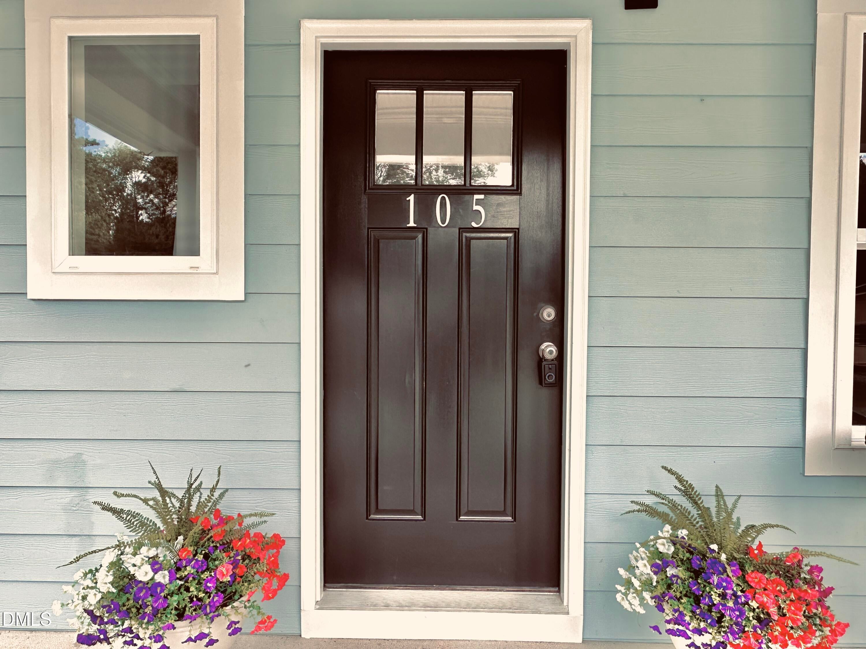 105 Hunter Place