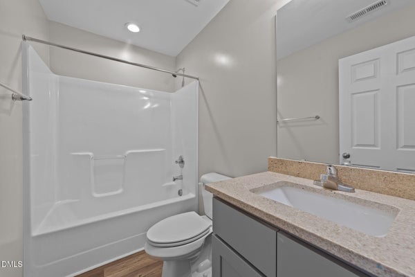 201A N SELLERS ST, SELMA, NC 27576 - Image 66b321948ea6eccb37b647ff9b8d18d7/2225471726