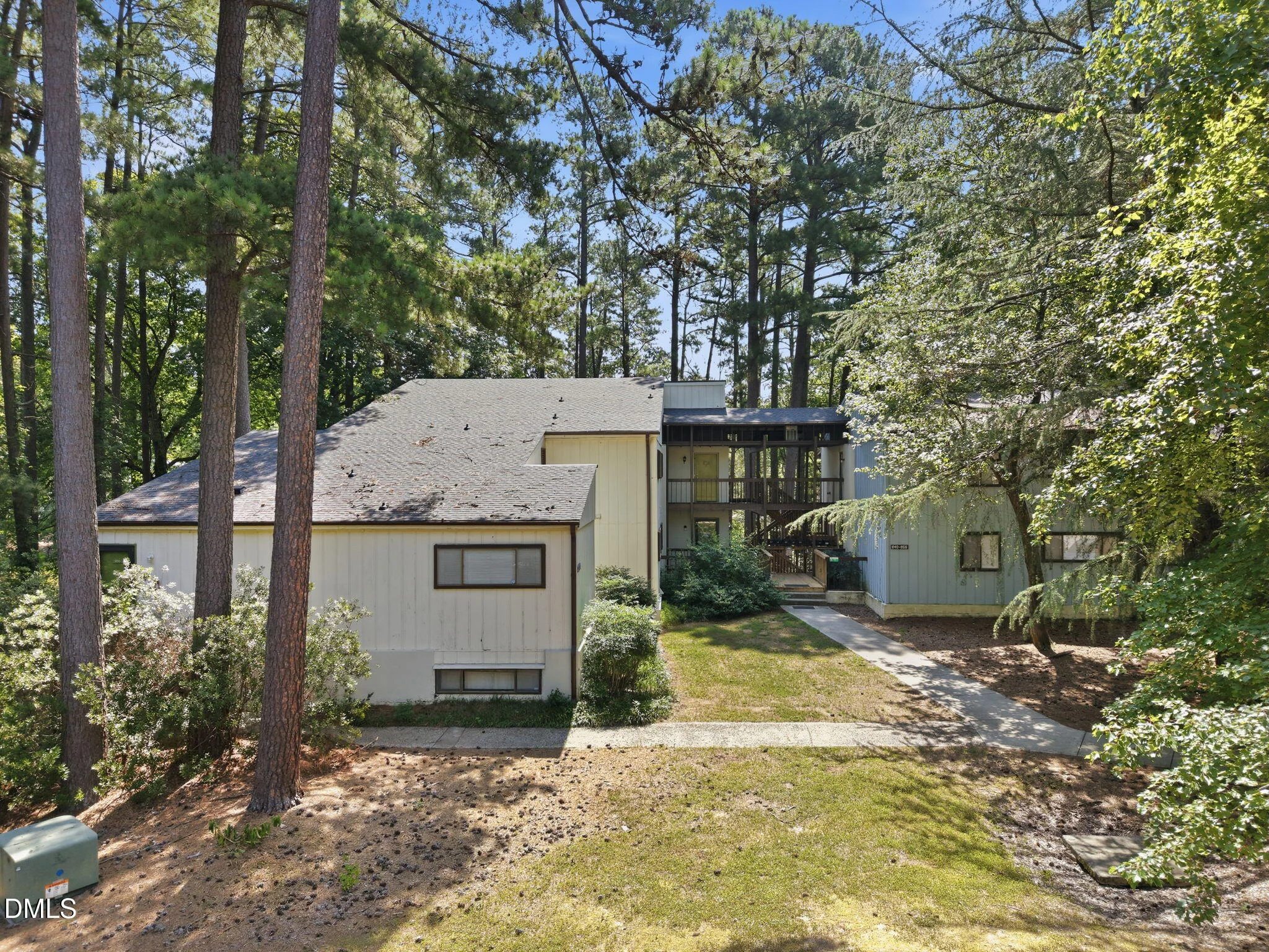 642 Pine Ridge Place