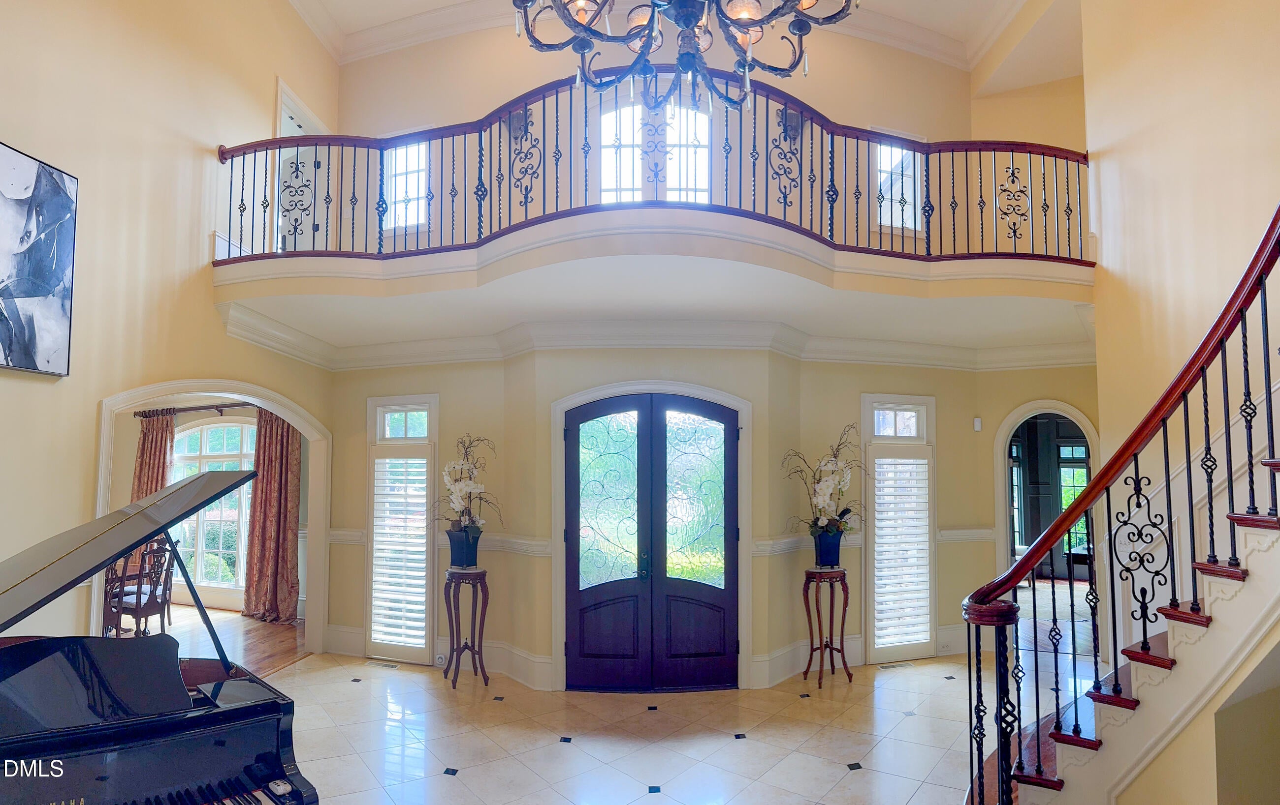 9800 Najma Street