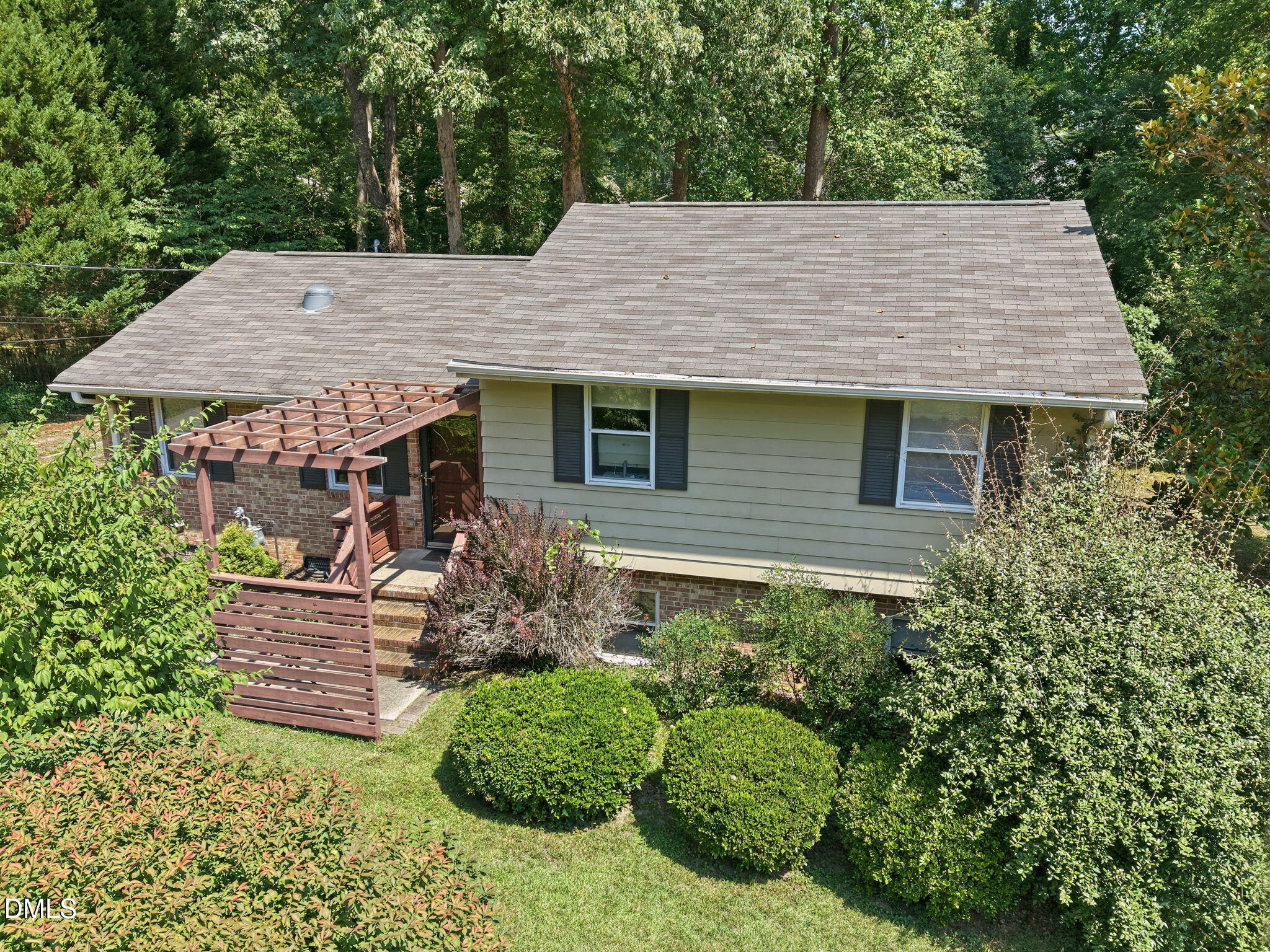 5016 Lakemont Drive