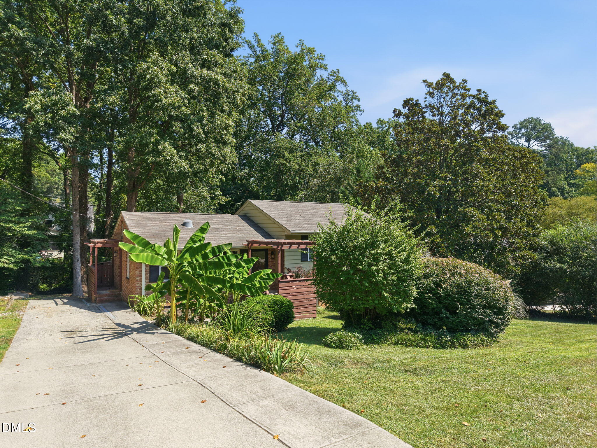 5016 Lakemont Drive