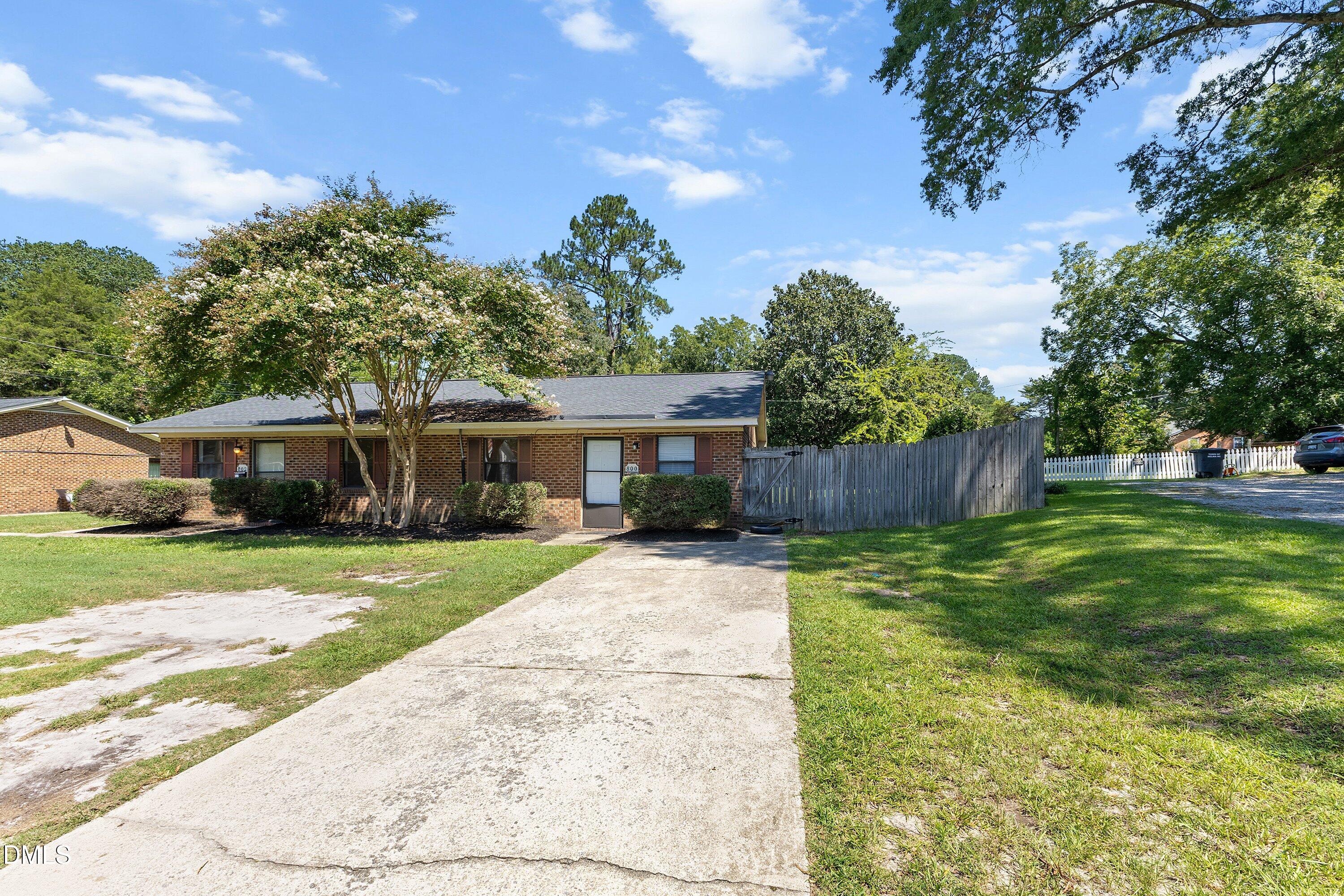800 W Anderson Street 802