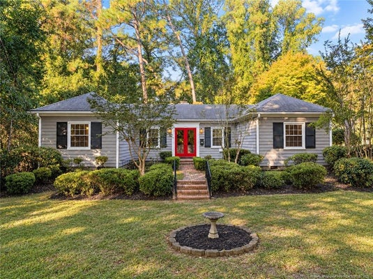 300 PINECREST DR, FAYETTEVILLE, NC 28305 - Image 68d32af4c6c2fa38fc81e966b3f764e5/2634441063