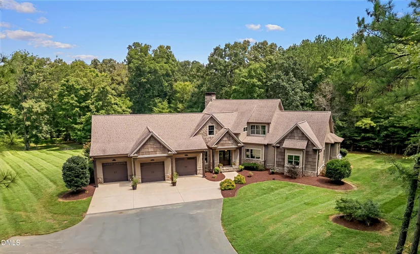 1915 Wheeler Bridge Road, photo 1 of 67