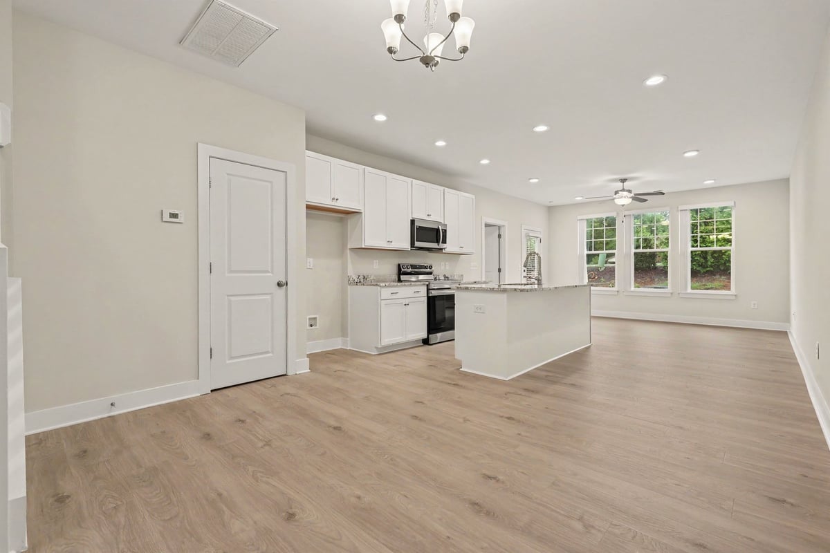 856 Pryor Street