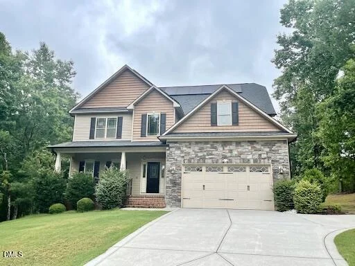 335 Gwendolyn Way