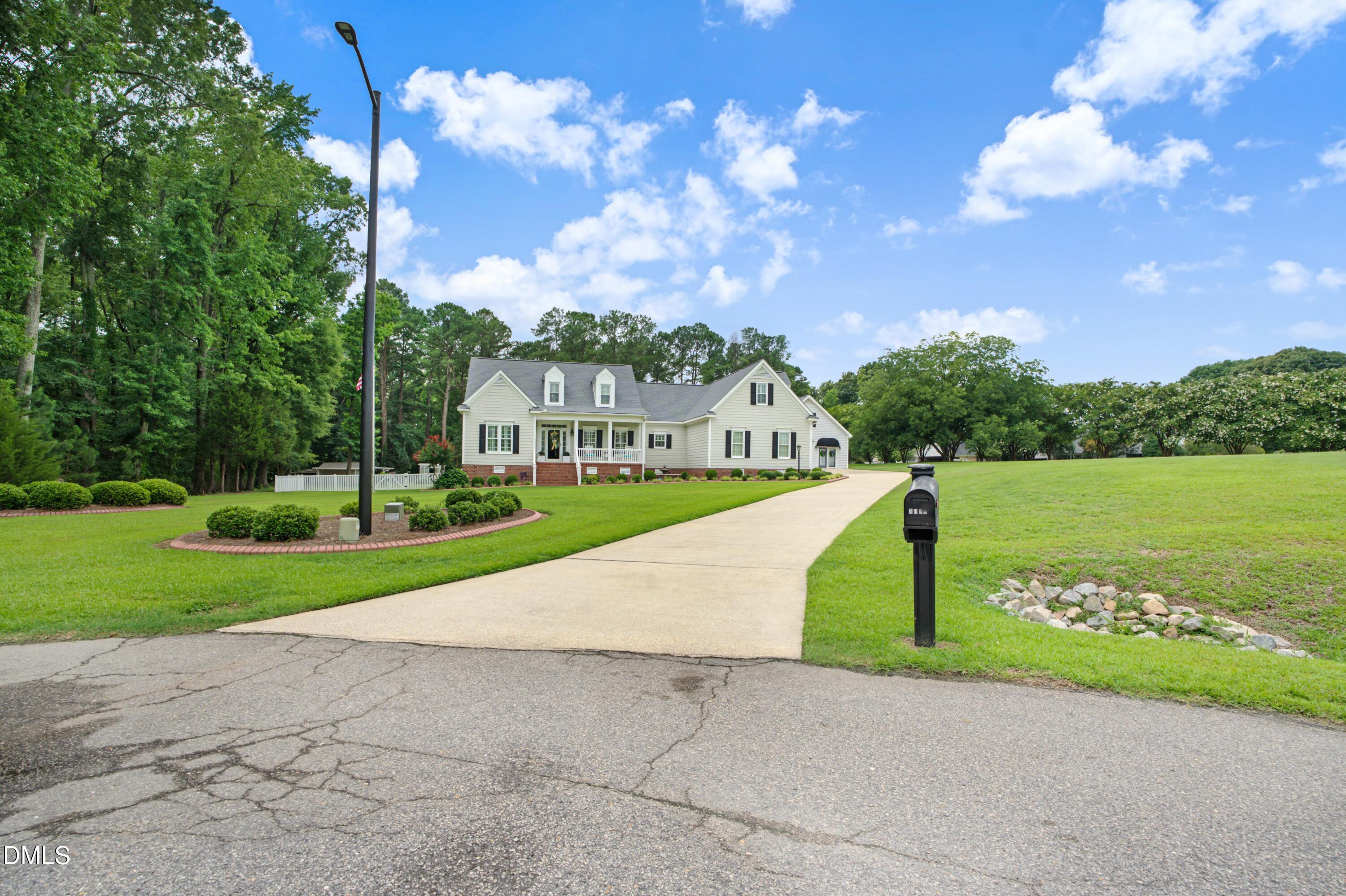 5036 Dorothy Lane
