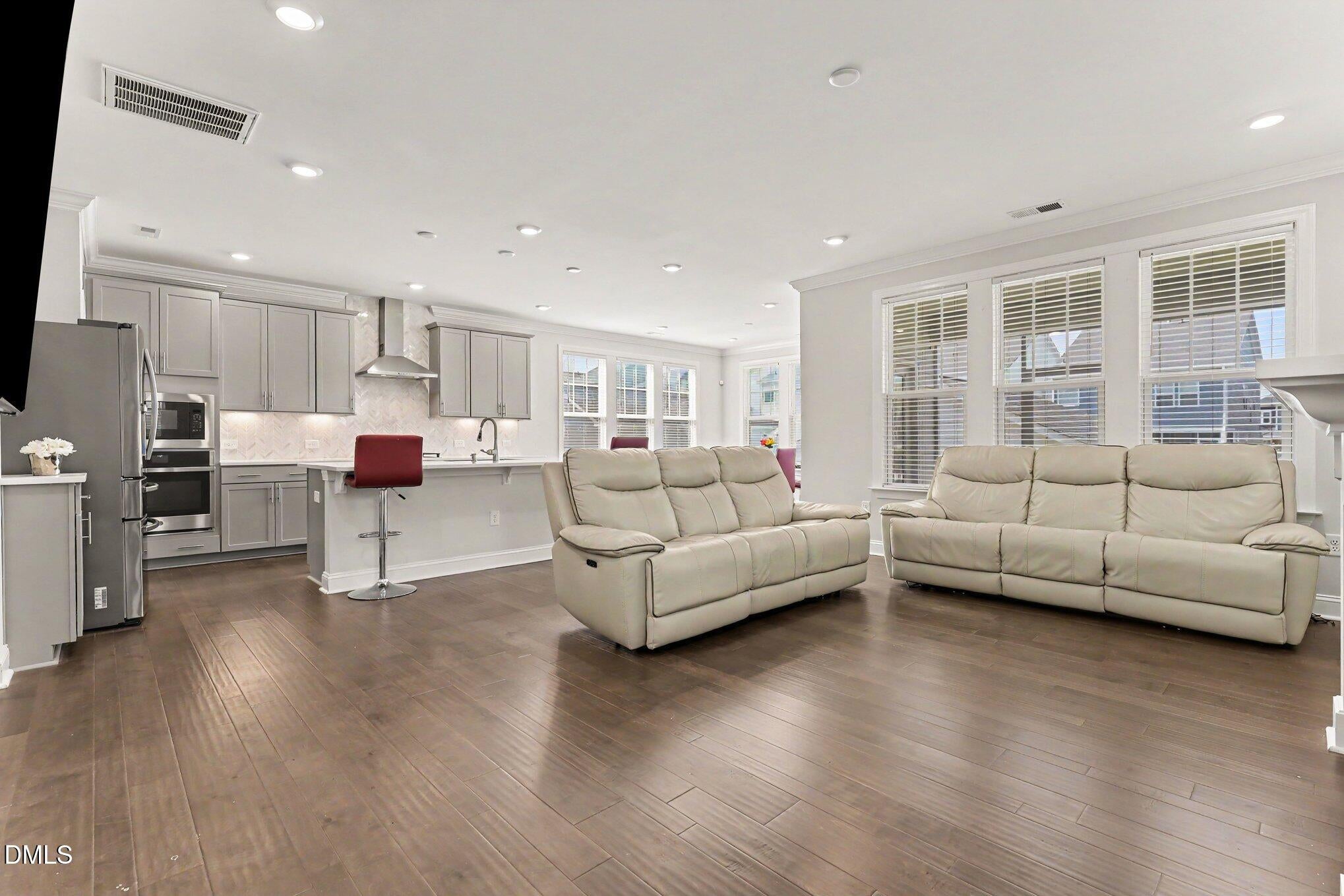 2904 Heirloom Way