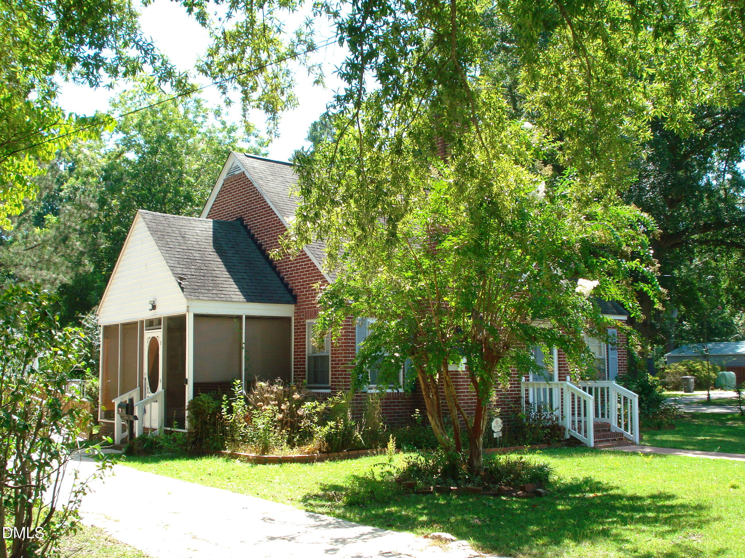 700 N Raiford Street