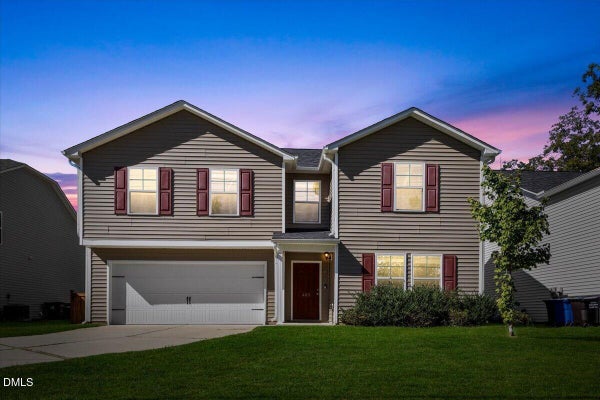 403 N LINCOLN ST, BENSON, NC 27504 - Image 69dfe9593f3adedf07bc431d15597d0e/638834603