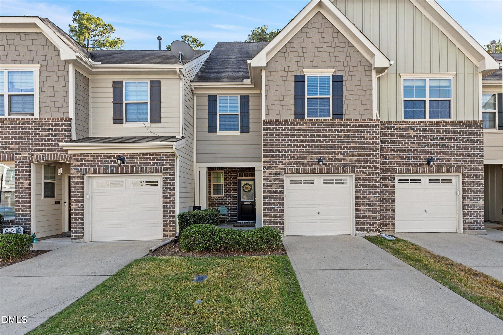 10007 Lynnberry Place