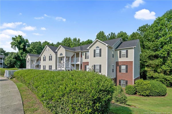 352 BUBBLE CREEK CT UNIT 2, FAYETTEVILLE, NC 28311 - Image 6a0e72c541af0df0e5c84d17f8791b68/1554026269