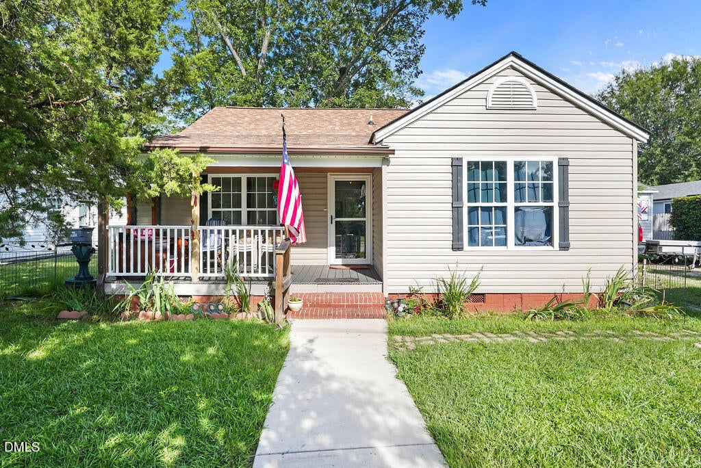 109 Twin City Street