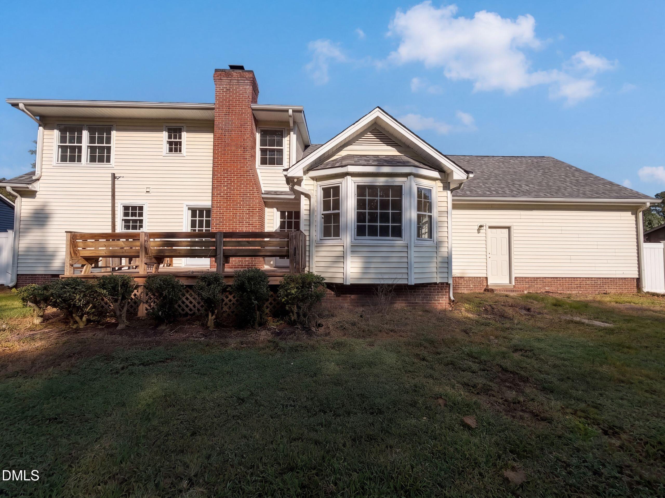 2337 Rolling Hill Road