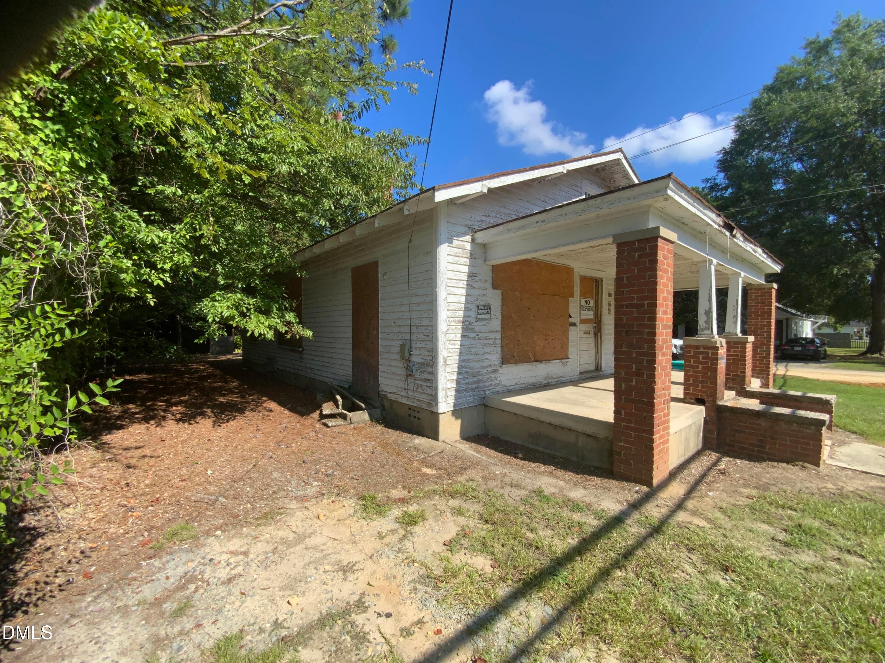 411 N Magnolia Avenue