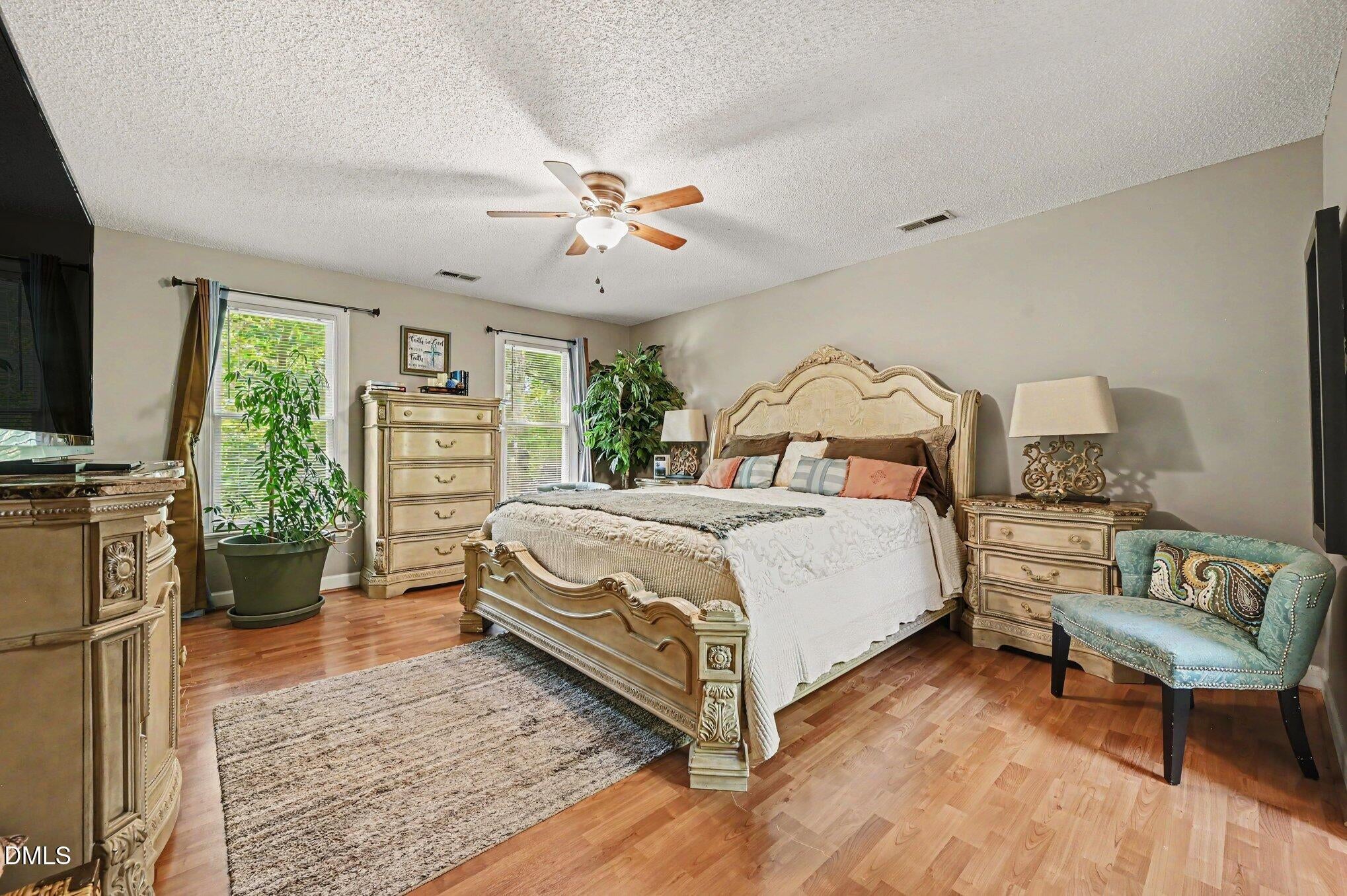 611 Flagstone Way