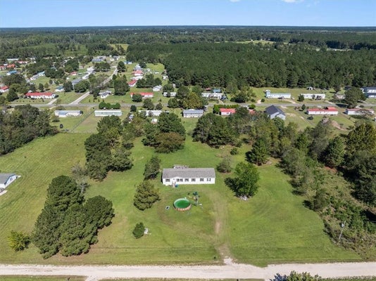 266 DONNA ST, SAINT PAULS, NC 28384 - Image 6cc5aa1db415fef5038c2d63e188f017/930195129