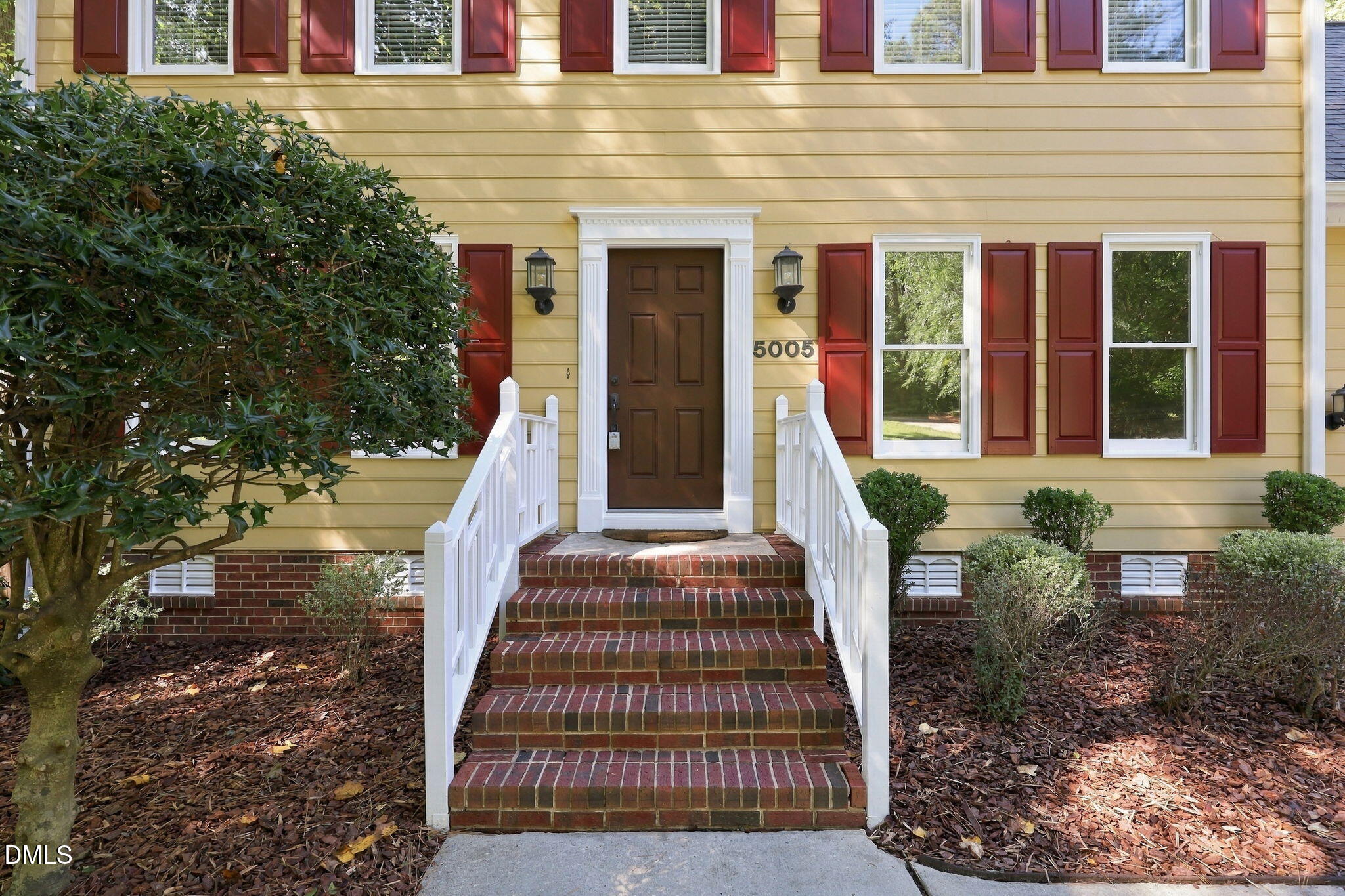 5005 Denham Court