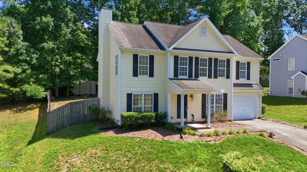 805 NORTHWOOD HILLS AVE, DURHAM, NC 27704 - Image 6d3fb0d2dc2c80b8ce1b05f0901b61a4/3574976325