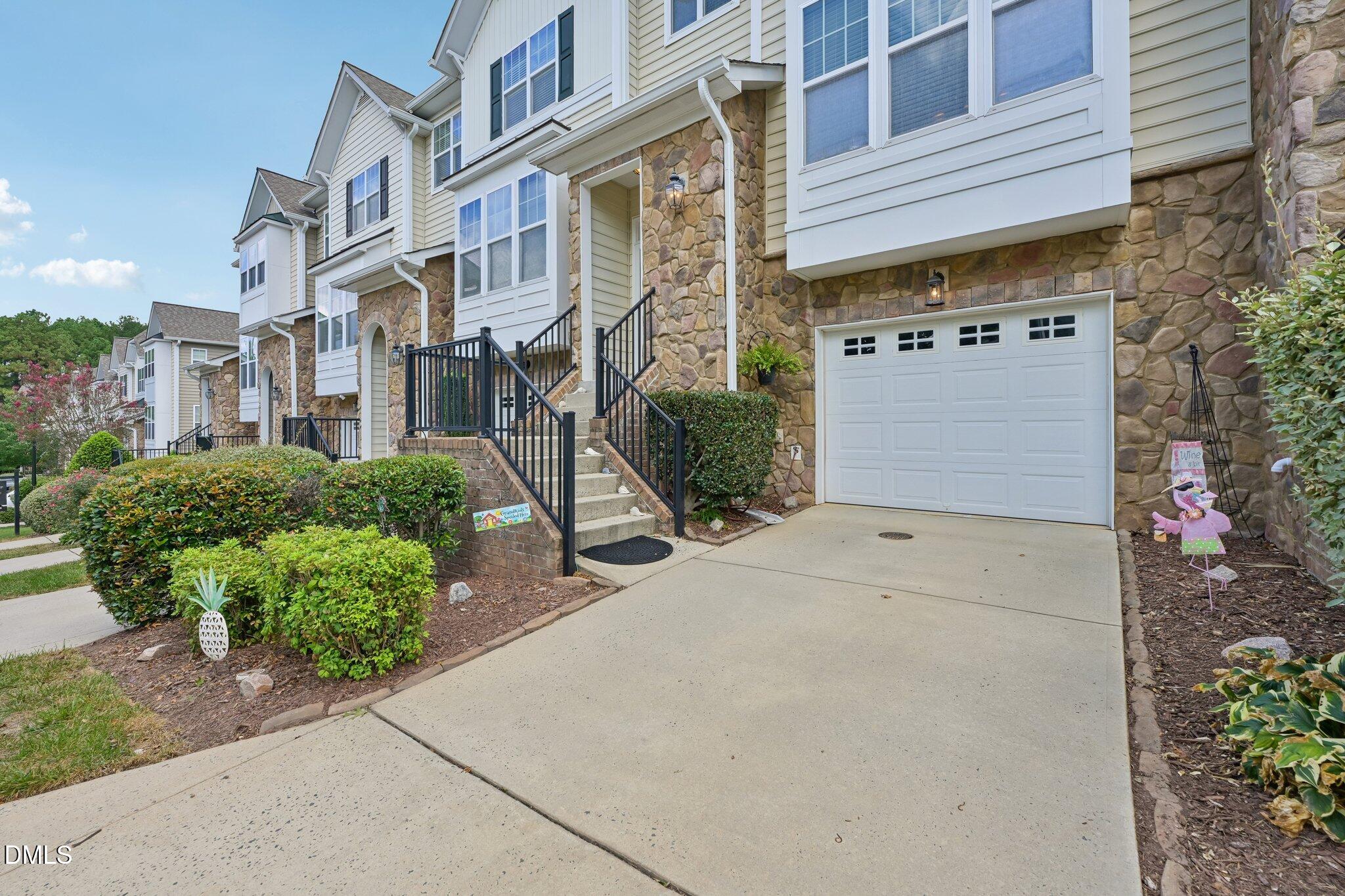 6134 Braidwood Court