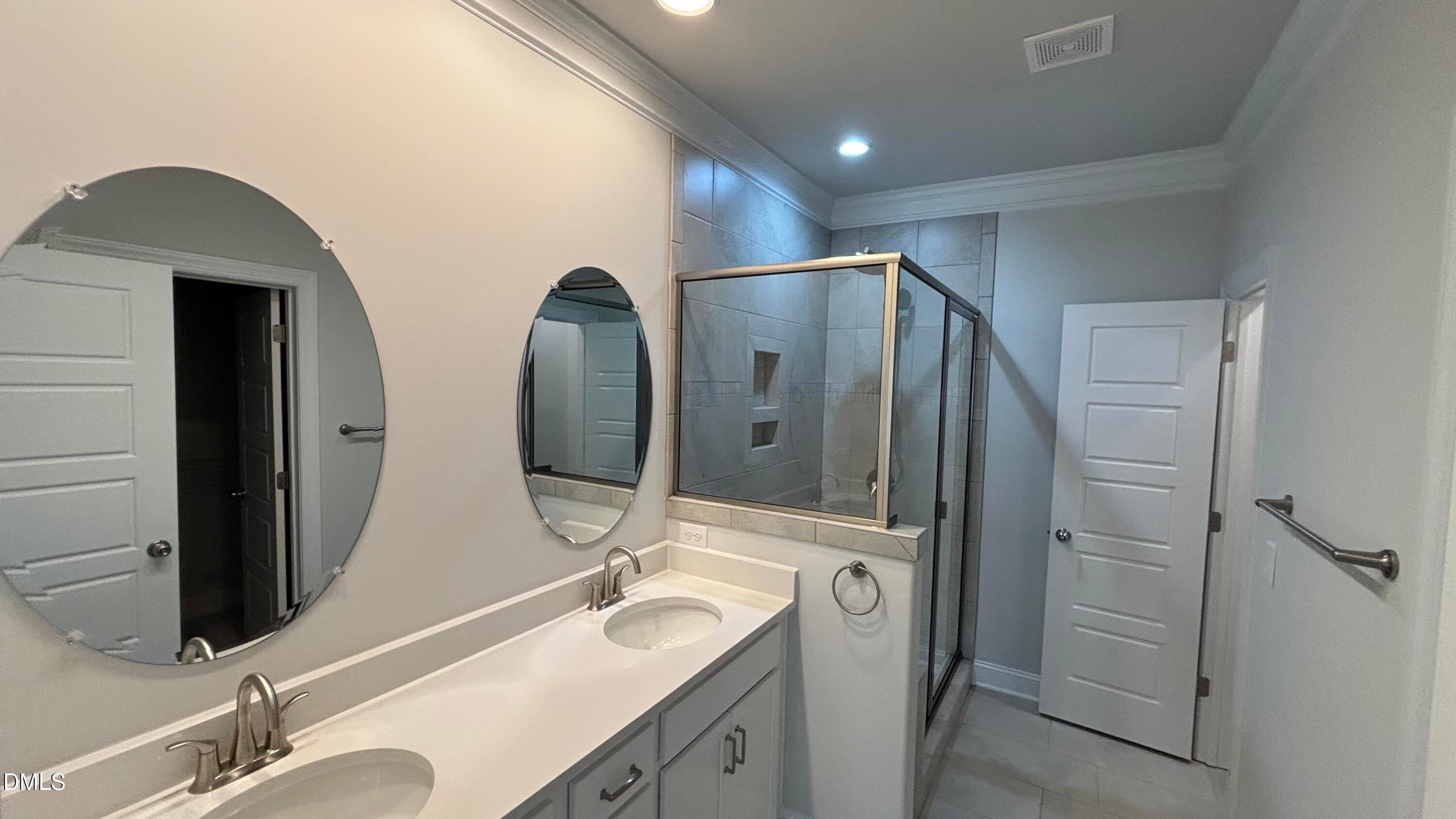 1040 Beechcraft Drive 83