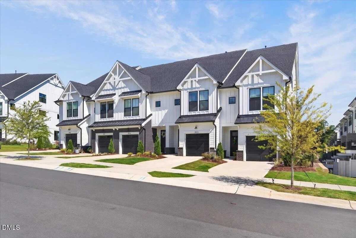 3914 Lost Fawn Court