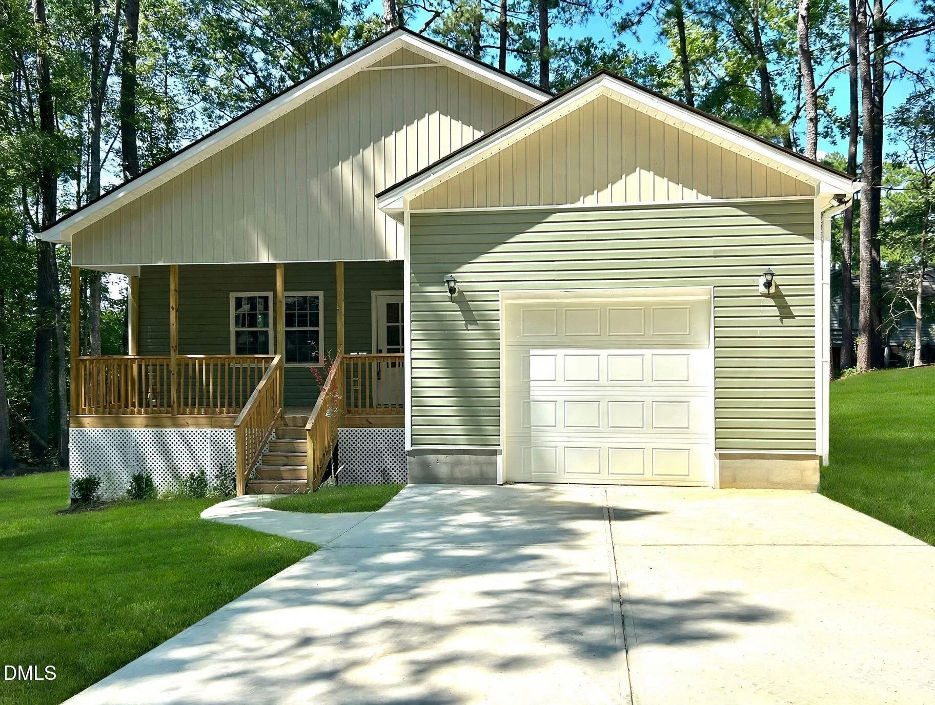 940 Lakewind