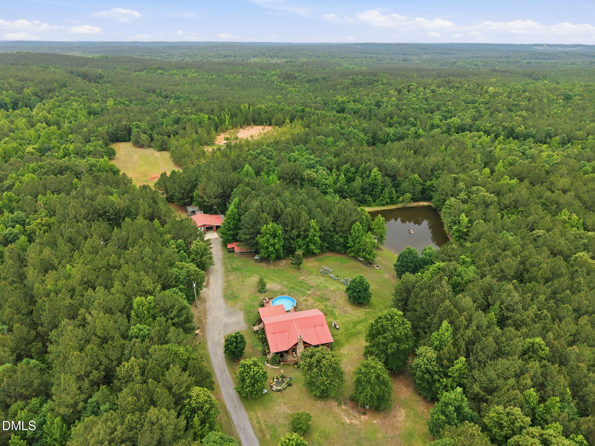 1656 Nc 42 Highway
