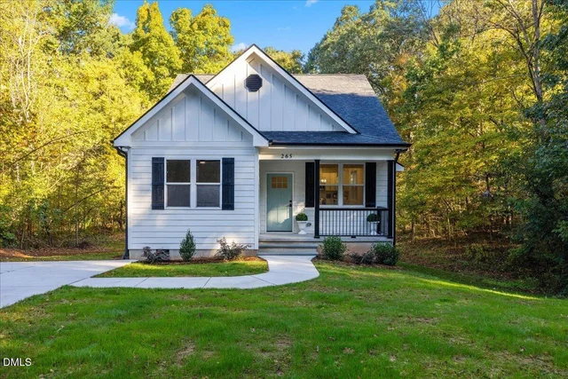 265 Flower Street, photo 2 of 50