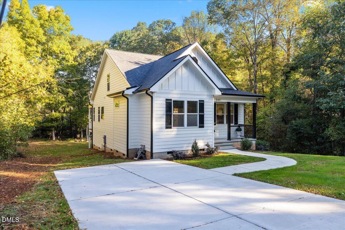 265 Flower Street