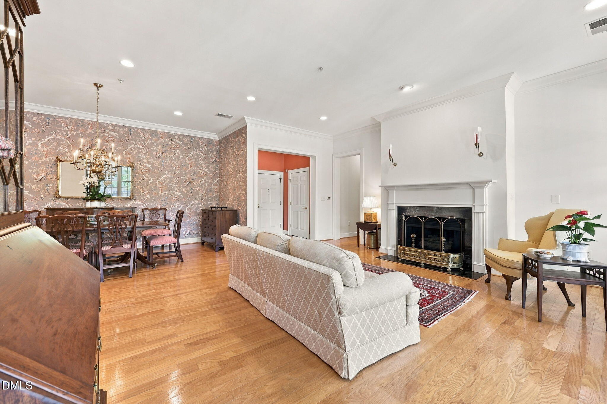 2801 Glenwood Gardens Lane