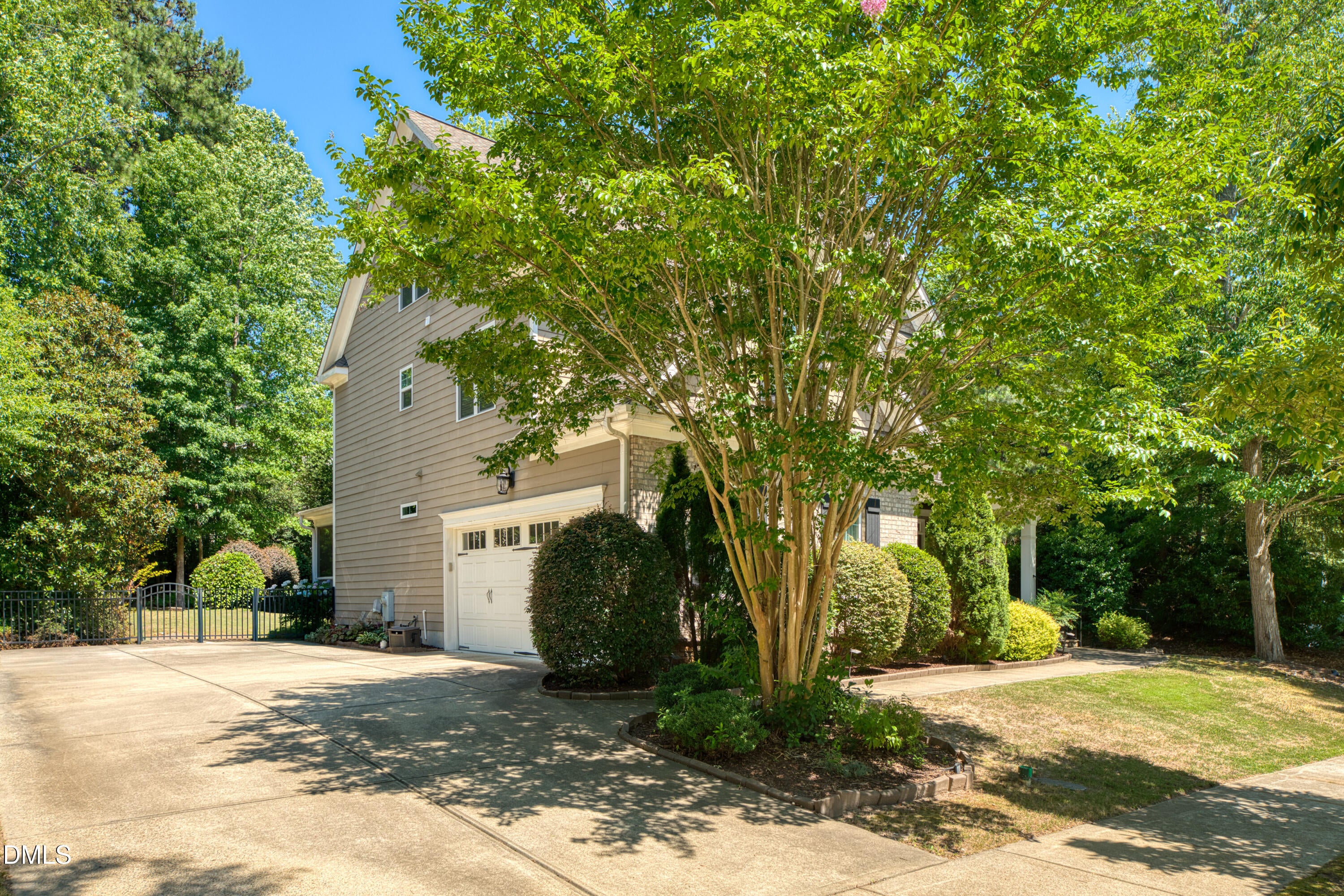 101 Roseberry Way