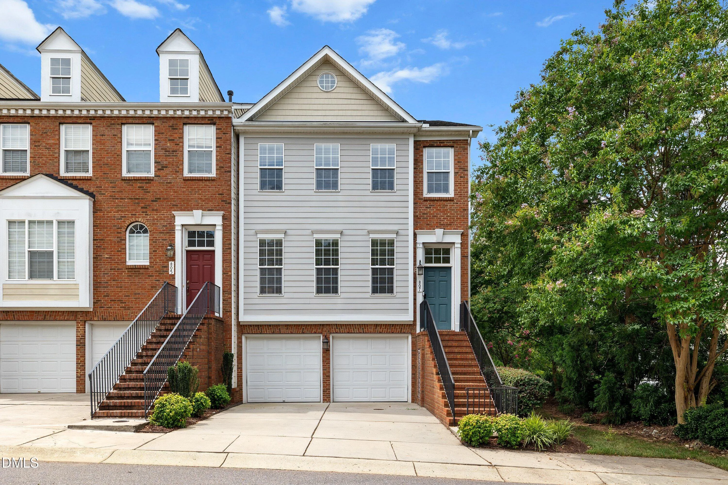 807 Kirkeenan Circle