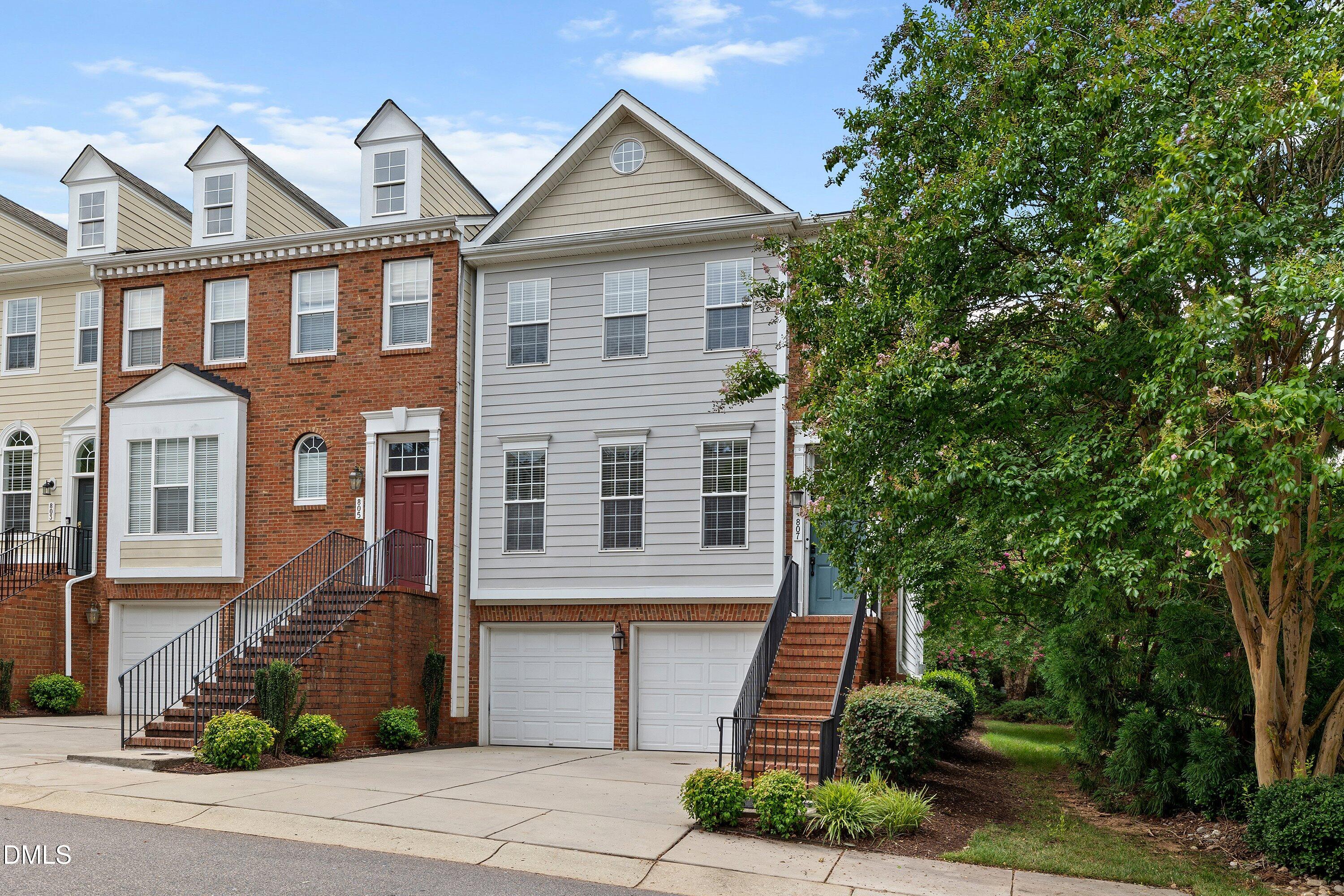 807 Kirkeenan Circle