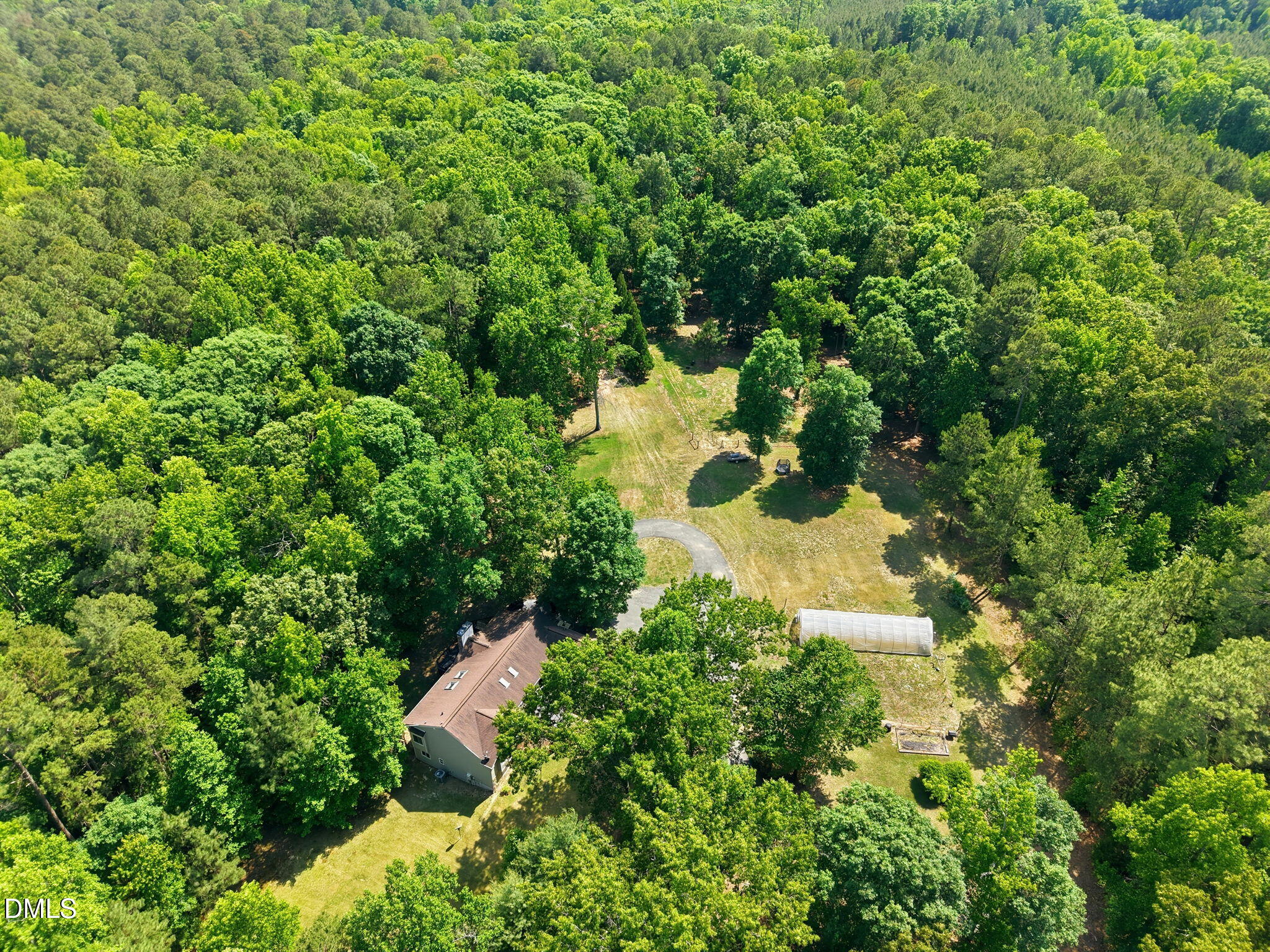215 E Deer Run