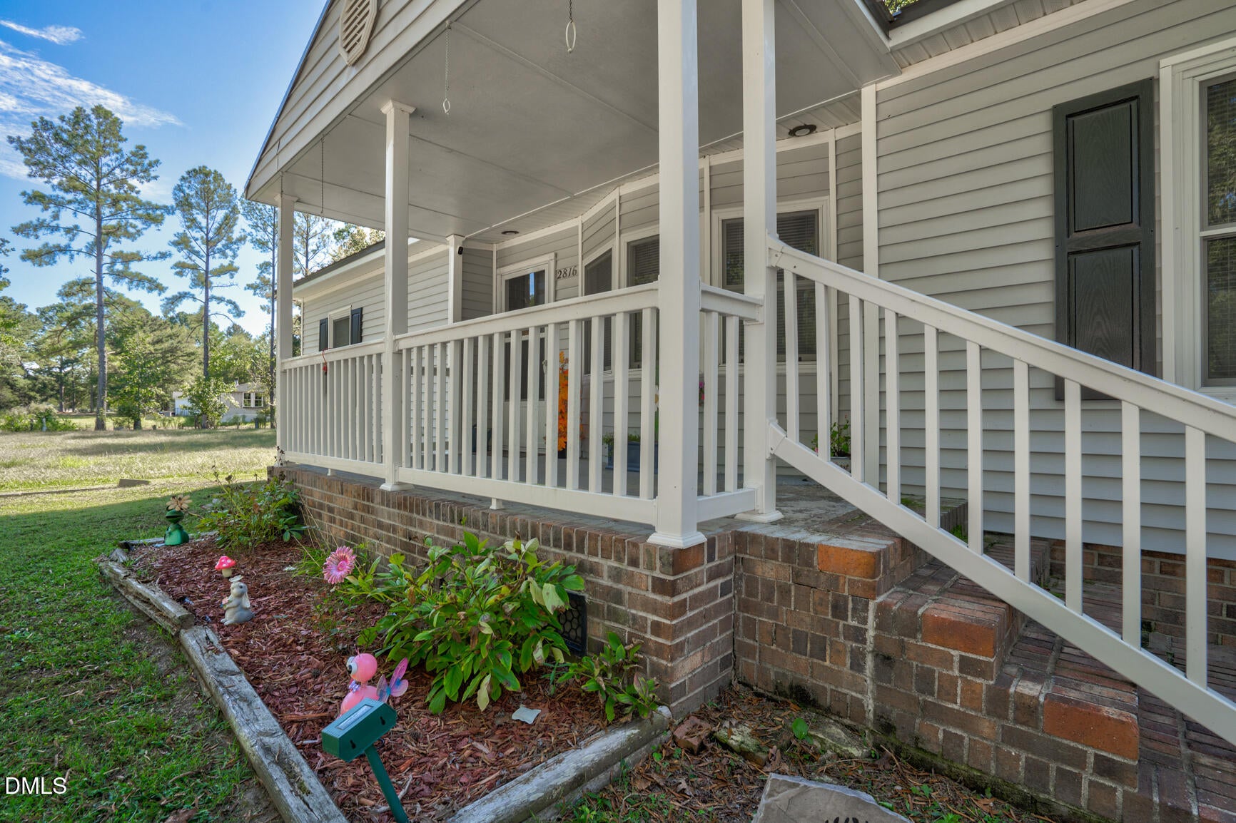 2816 Deer Run
