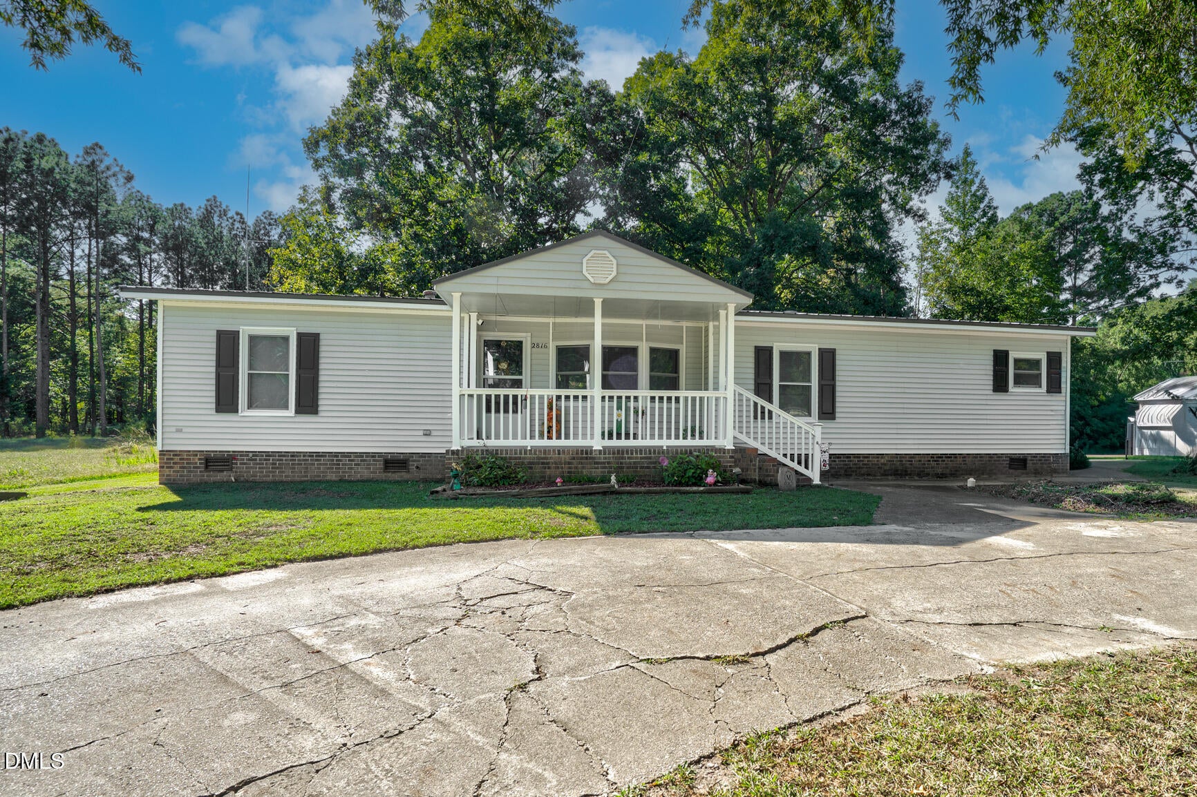 2816 Deer Run